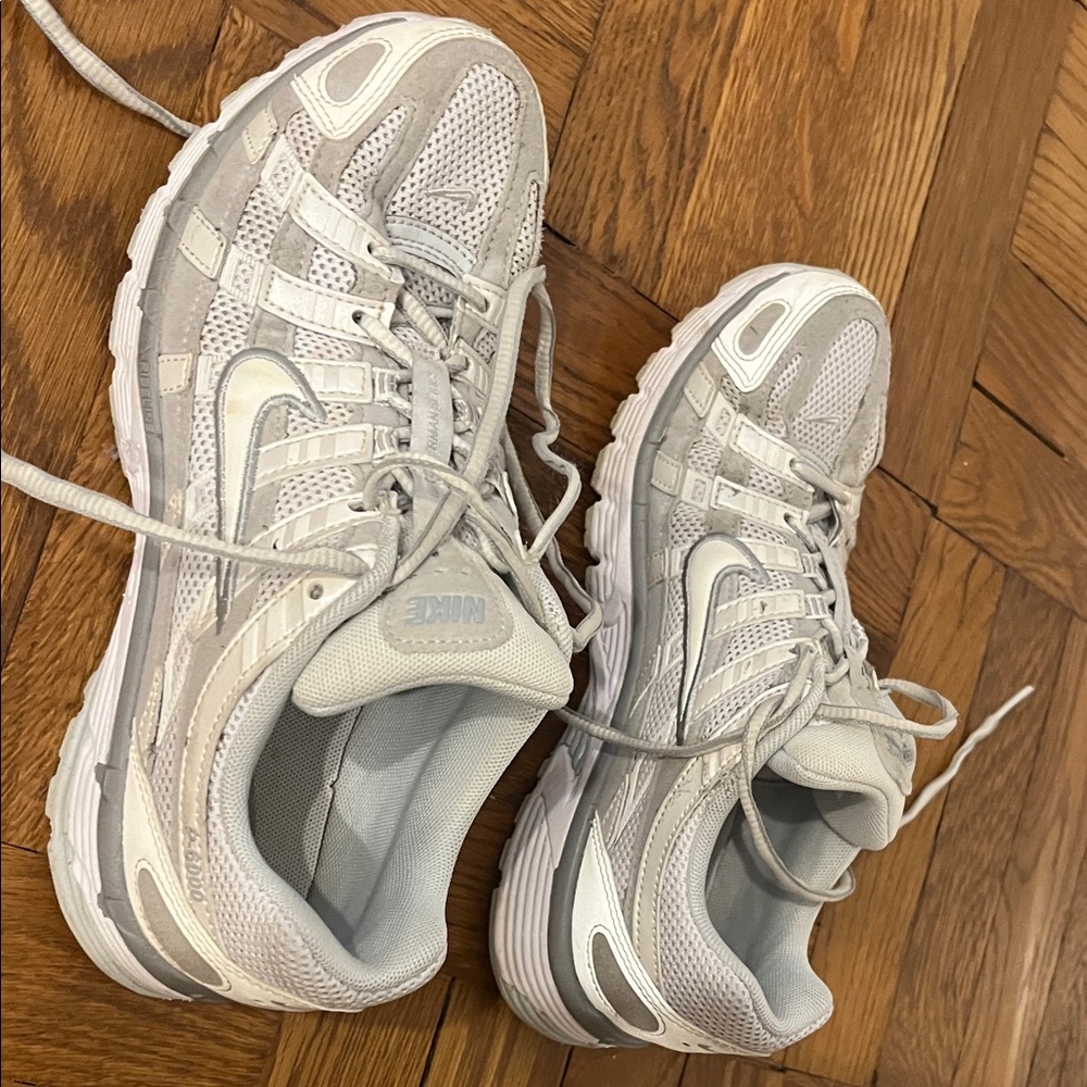 Nike Women's Gray and White Sneakers